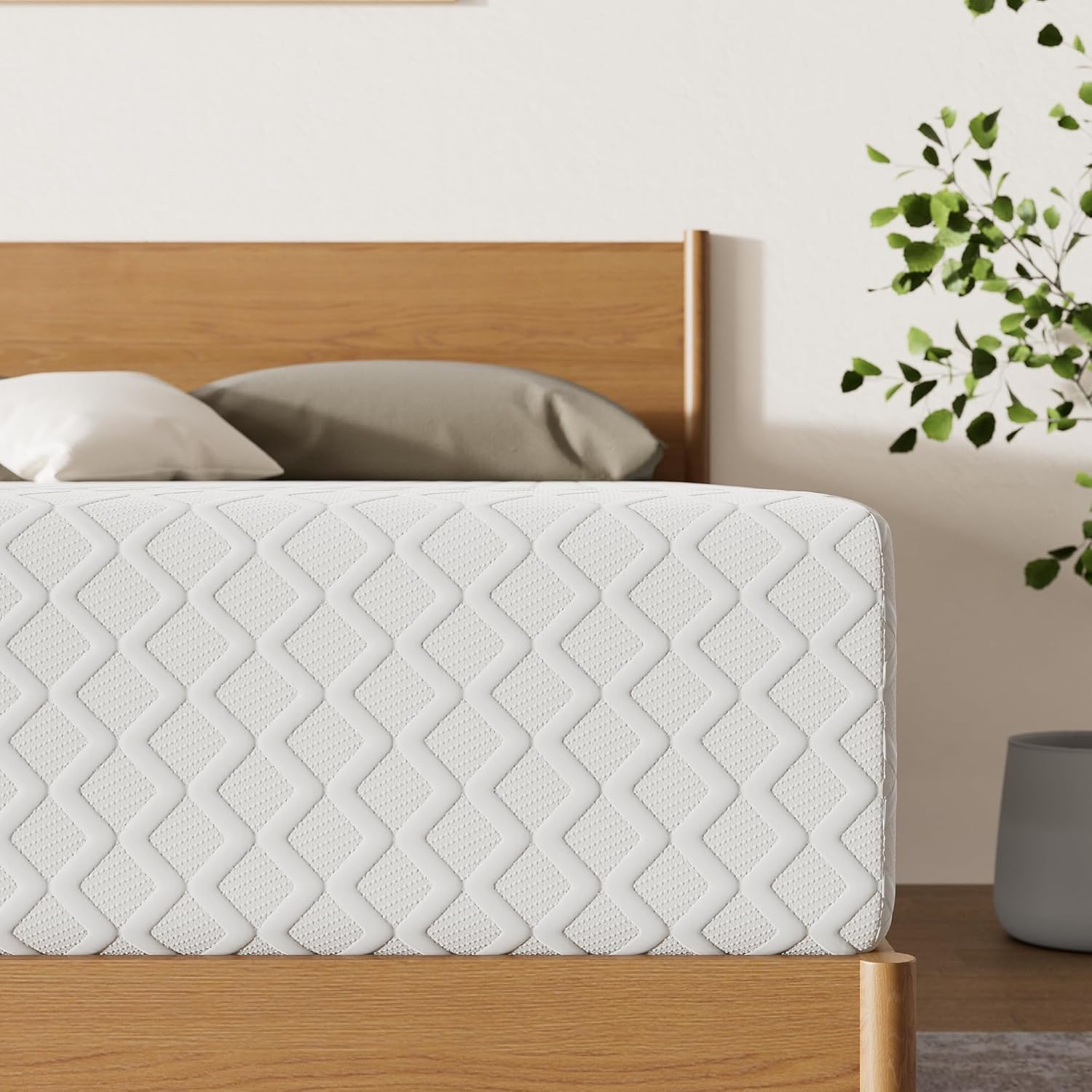 Signature Design by Ashley Chime Memory Foam 12" Queen Mattress with Thick Memory and Support Foam for Pressure Relief, Fiberglass Free, Mattress In A Box